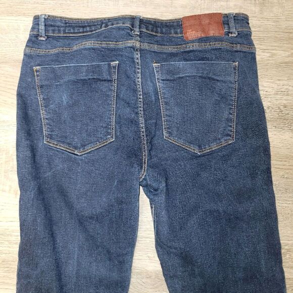 Zara TRF Dark-Wash Super Skinny Sculpt Jeans Size 8 - Picture 6 of 7